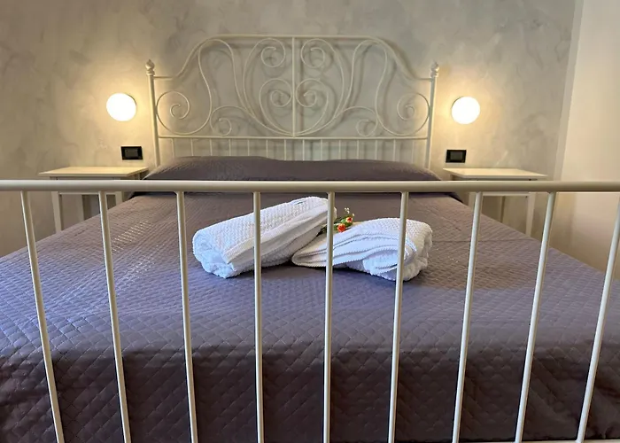 La Papera Sciocca Λα Σπέτσια